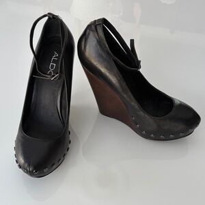 ALDO Black and Brown Wedge Shoes